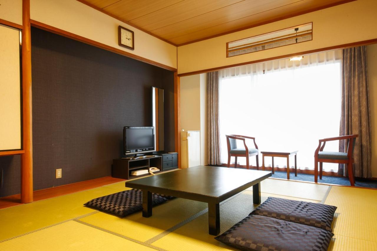 Hotel & Resorts Minamiawaji Exterior photo