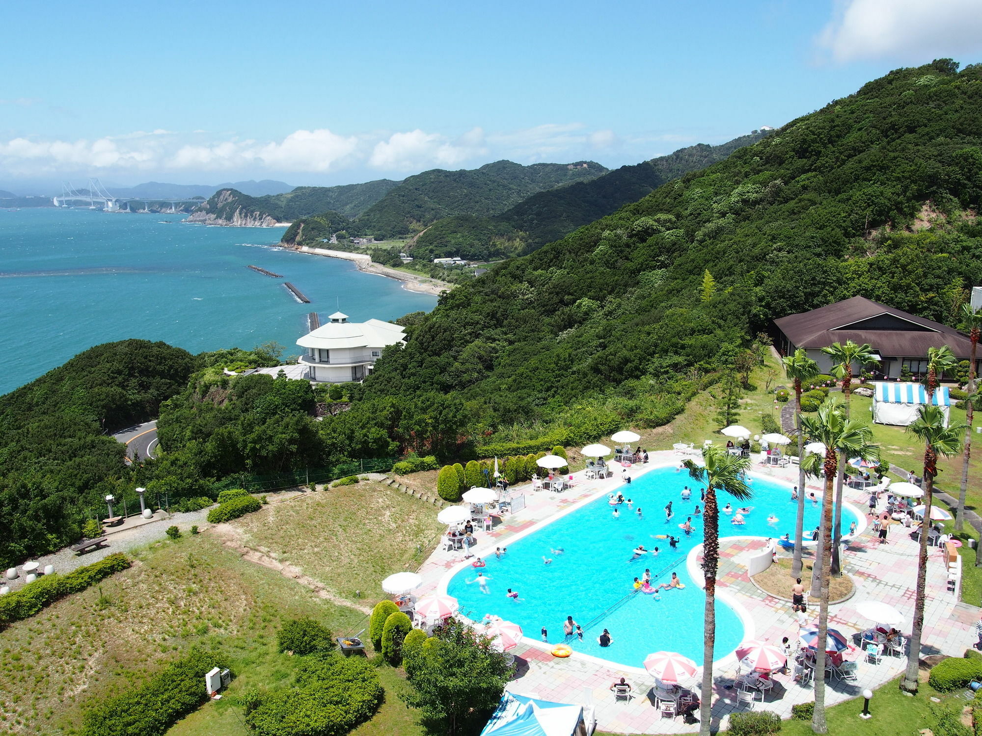 Hotel & Resorts Minamiawaji Exterior photo